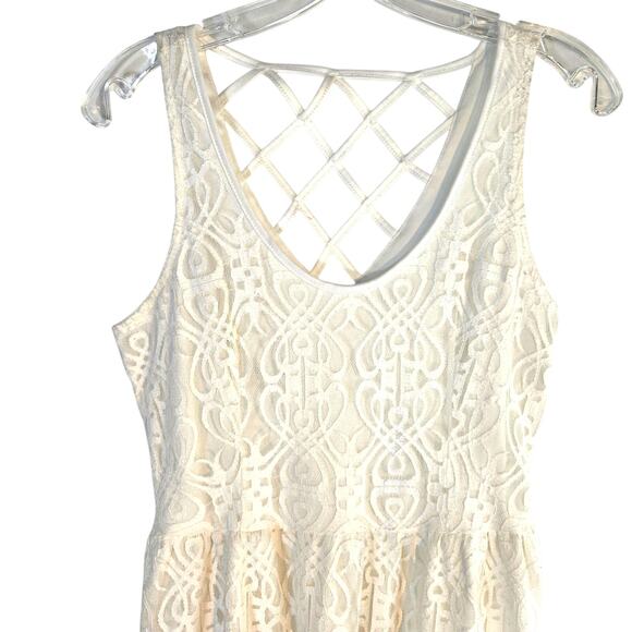 Pinky Women's Dress Medium M White Sleeveless Criss Cross Back Misses Size 8 10 - Picture 2 of 6